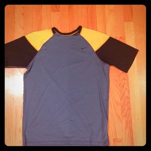 Nike workout tee